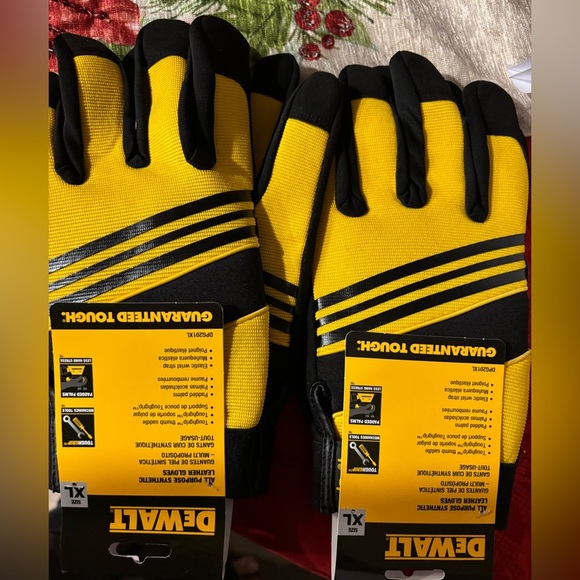 COPY - Dewalt Performance Glove - Size XL bundled 2 pairs - Picture 1 of 6